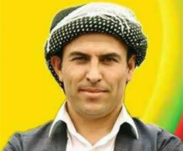 1709717289564.jpg Ortaklarına iyi bak Özgür Efendi! DEM'in adayı hakkında şoke eden gerçek! Terör örgütünün kuryesi Faysal Sarıyıldız'ın yeğeni çıktı... - 3