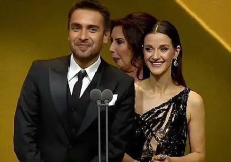 45. Altın Kelebek Ödüllerine Sen Anlat Karadeniz damgası | İrem Helvacıoğlu, Ulaş Tuna Astepe ve Müge Anlı...