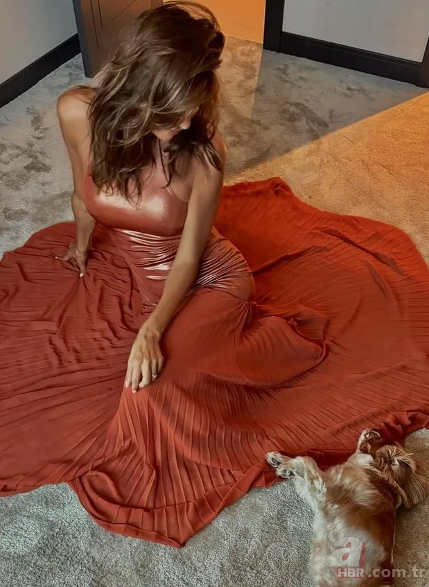 Boşanmadan yüzük taktı! Güzide Duran'dan şaşırtan pozlar... 9