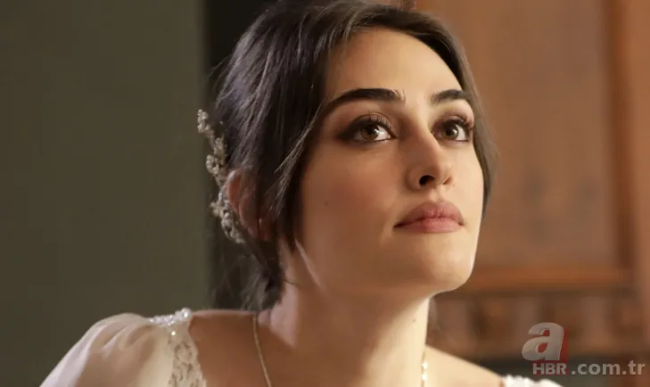 Esra Bilgiç Venedik pozlarıyla sosyal medyayı salladı! “Türkiye'nin en güzel kadını” 8