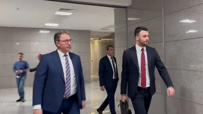 CHP’de şaibeli paradan kuleler skandalı! Gözler İmamoğlu’nun kasası Fatih Keleş’e çevrildi: İBB’nin binicilik kulübü ile ilgili o iddialara yanıt vermesi bekleniyor