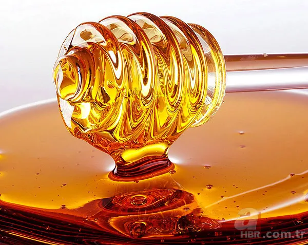 Göz çevresindeki kırışıklıklara doğal çözüm! Haftada 3 kez kullanımla tamamen yok olacaklar 14