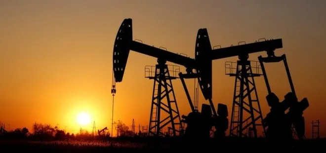 AB’nin Rus petrolüne ambargo ve tavan fiyat uygulaması yürürlüğe girdi