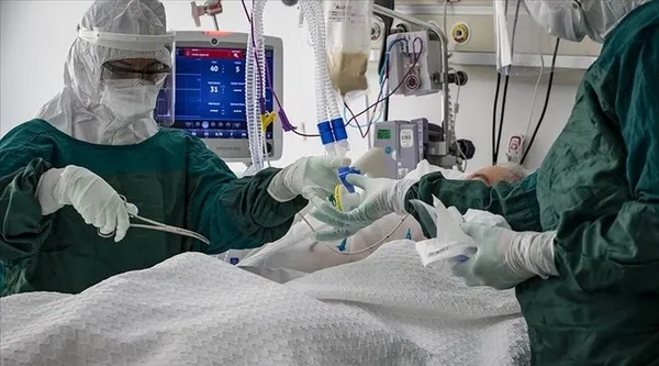Kovid-19'a yakalandığını nasıl anladı? Hangi belirtileri yaşadı ve hastalığı nasıl atlattı? Genç doktor yaşadıklarını anlattı - 2