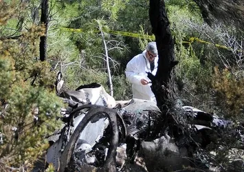 Hatay'a düşen Suriye uçağının karakutusu bulundu
