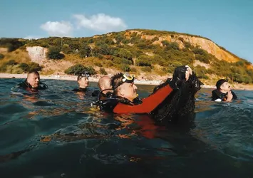 Tarım ve Orman Bakanı Bekir Pakdemirli Marmara'ya daldı! İşte denizden çıkanlar