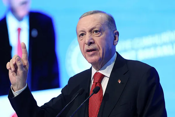 ihracatta-cumhuriyet-tarihinin-rekoru-kirildi-baskan-erdogan-rakam-vererek-duyurdu-tam-2558-milyar-dolar-1704199735497.jpg İhracatta Cumhuriyet tarihinin rekoru kırıldı! Başkan Erdoğan rakam vererek duyurdu: Tam 255,8 milyar dolar... - 3