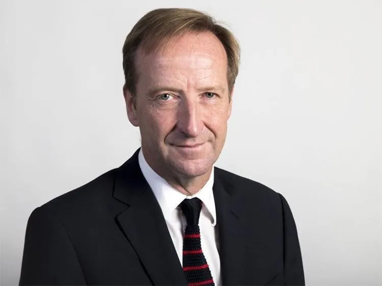 MI6 şefi: James Bond'u işe almazdık - 1