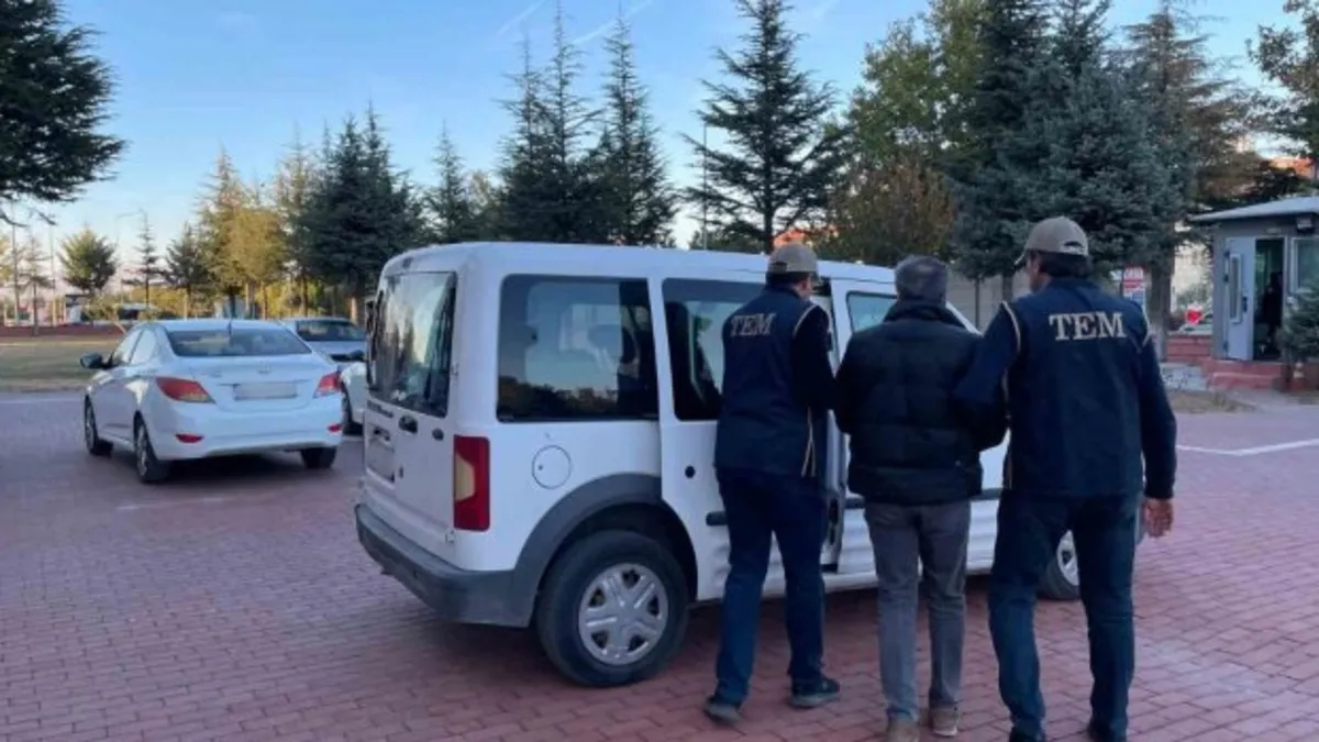 FETÖ'den kesinleşmiş hapis cezasıyla aranan 2 kişi Isparta'da yakalandı