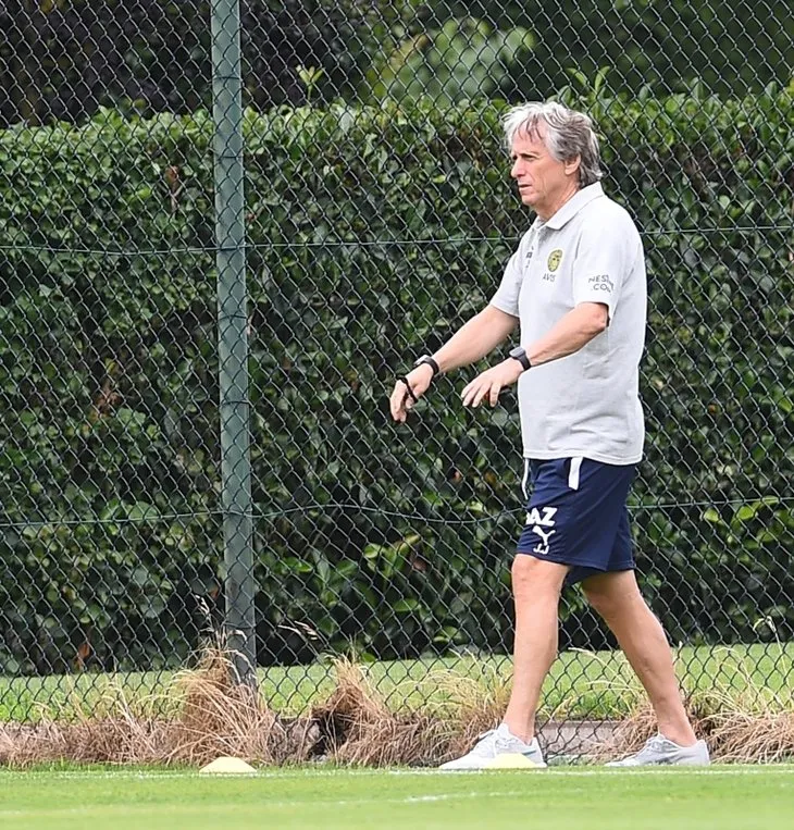 Fenerbahçe teknik direktörü Jorge Jesus sahadaki liderini seçti!