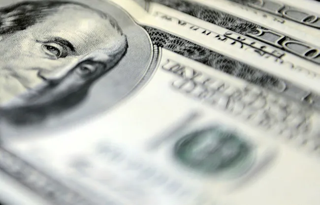 tl-mevduatta-tarihi-rekor-doviz-hesaplari-cozuluyor-1-ayda-5-milyar-dolar-tlye-dondu-1642662833126.jpg TL mevduatta tarihi rekor! Döviz hesapları çözülüyor 1 ayda 5 milyar dolar TL’ye döndü - 1
