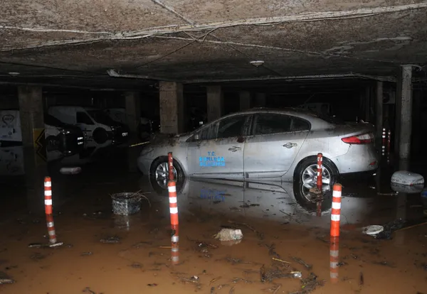 Kumluca'da sel felaketi! Korkunçlar anlar kamerada - 3