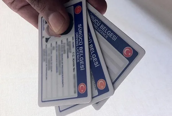 Ehliyet kursu fiyatları, harç ücreti ne kadar, kaç TL oldu 2023? A, A1, A2, B, B1, F, M ve engelli sınıfı ehliyet kurs ücretleri...