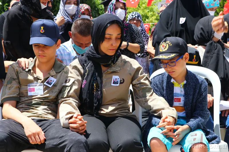 Sakarya'daki patlamada şehit düşen şehitlerimize acı veda! Gözyaşları sel oldu 21