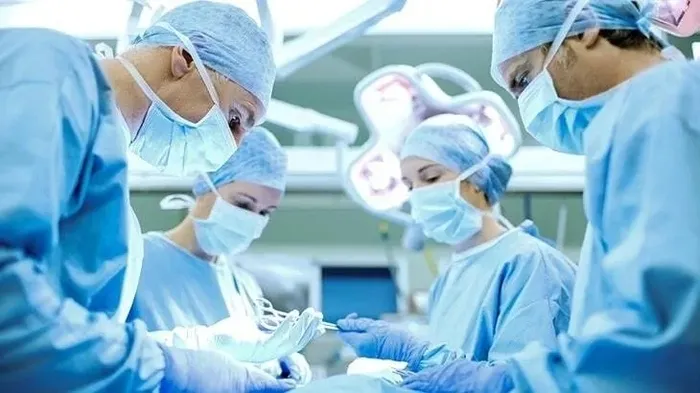 Estetik cerrahından büyük skandal! Hastasının çıplak görüntülerini paylaştı - 3