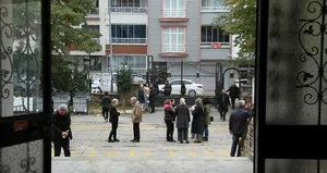 422 bin öğretmen uzman oldu