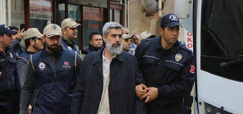 Furkan Vakfı'ndan DEAŞ ve El Kaide çıktı