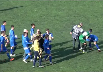 Futbol değil tekme-tokat konuştu