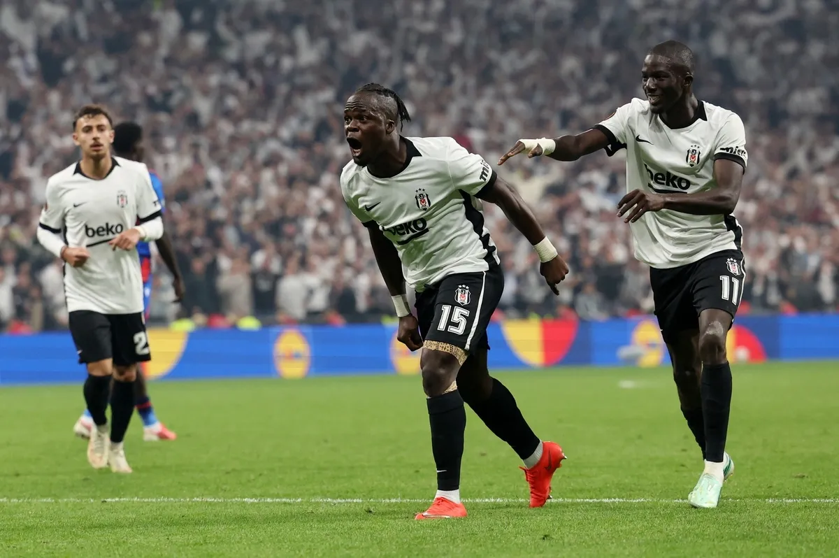 1792925462494.jpg Crystal Palace maçında Beşiktaş (AA)
