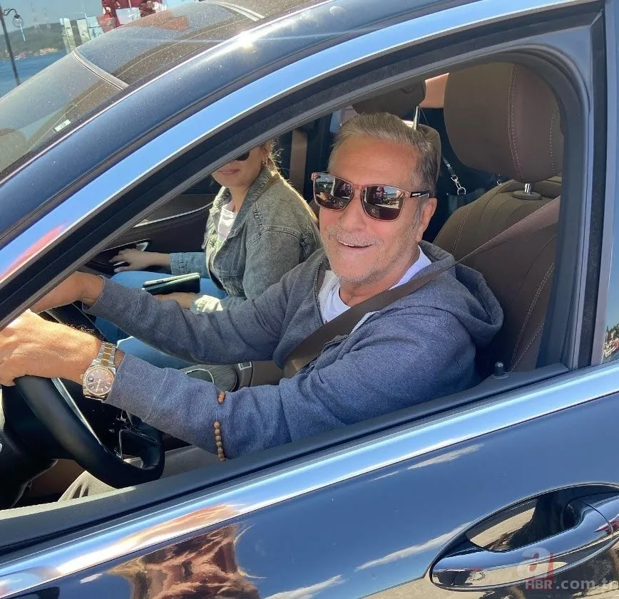 Mehmet Ali Erbil’in müstakbel eşi canlı yayında aşkını haykırdı! "30 yaşında bir adamın veremediklerini veriyor" 4