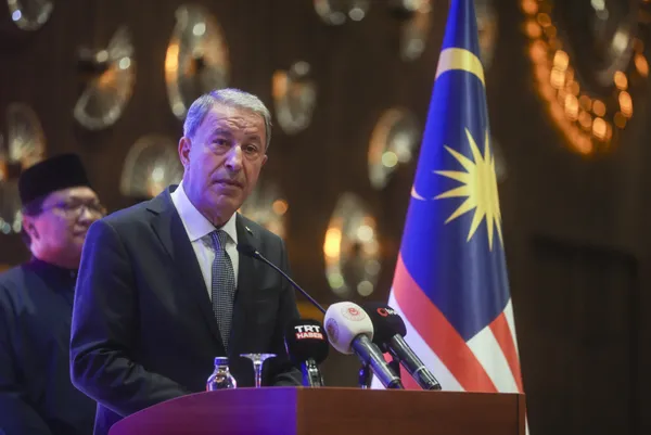 Son dakika: Milli Savunma Bakanı Hulusi Akar’dan Yunanistan’a tepki