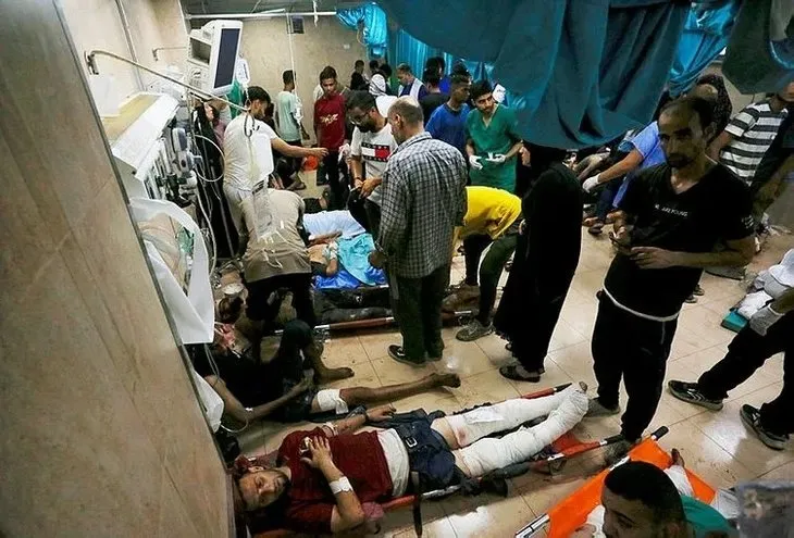 Katil İsrail'in Nusayrat Katliamı sonrası sokaklar ölülerle doldu! Netanyahu'nun talimatıyla 3 kampa birden saldırı