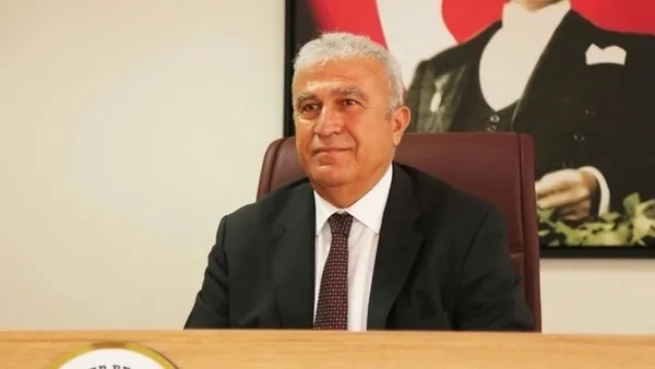 chpde-hazan-vakti-muhalefet-tek-tek-dokuluyor-chp-yandasi-sevinc-kilicdarogluna-tepki-gosterip-istifa-edecek-1694461729461.jpg Muhalefet tek tek dökülüyor! CHP'deki rüşvet kavgasında istifa firesi! Fatih Atay Kılıçdaroğlu'nu eleştirerek CHP'den istifa edecek - 8