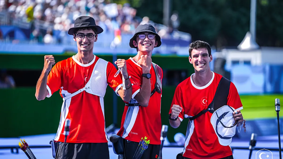 2024 Paris Olimpiyatları'nda ilk madalya geldi! Milli okçularımız tarih yazdı
