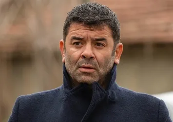 Bülent Şakrak'tan aşk dolu itiraf: "Roman olur yazsam seni"