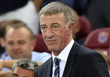 Ahmet Ağaoğlu: Prag'ı bize Novak anlatacak