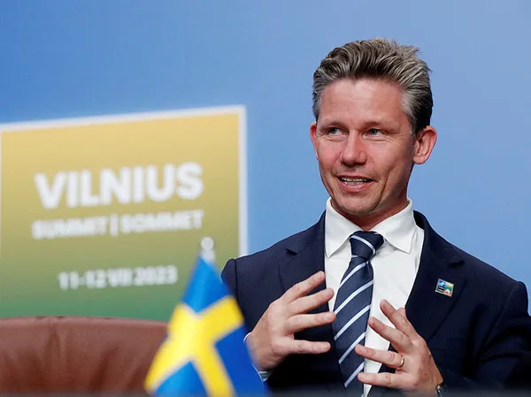 İsveç Savunma Bakanı Pal Jonson: Kendimizi terör örgütü PKK’nın faaliyetlerini önlemeye adayacağız