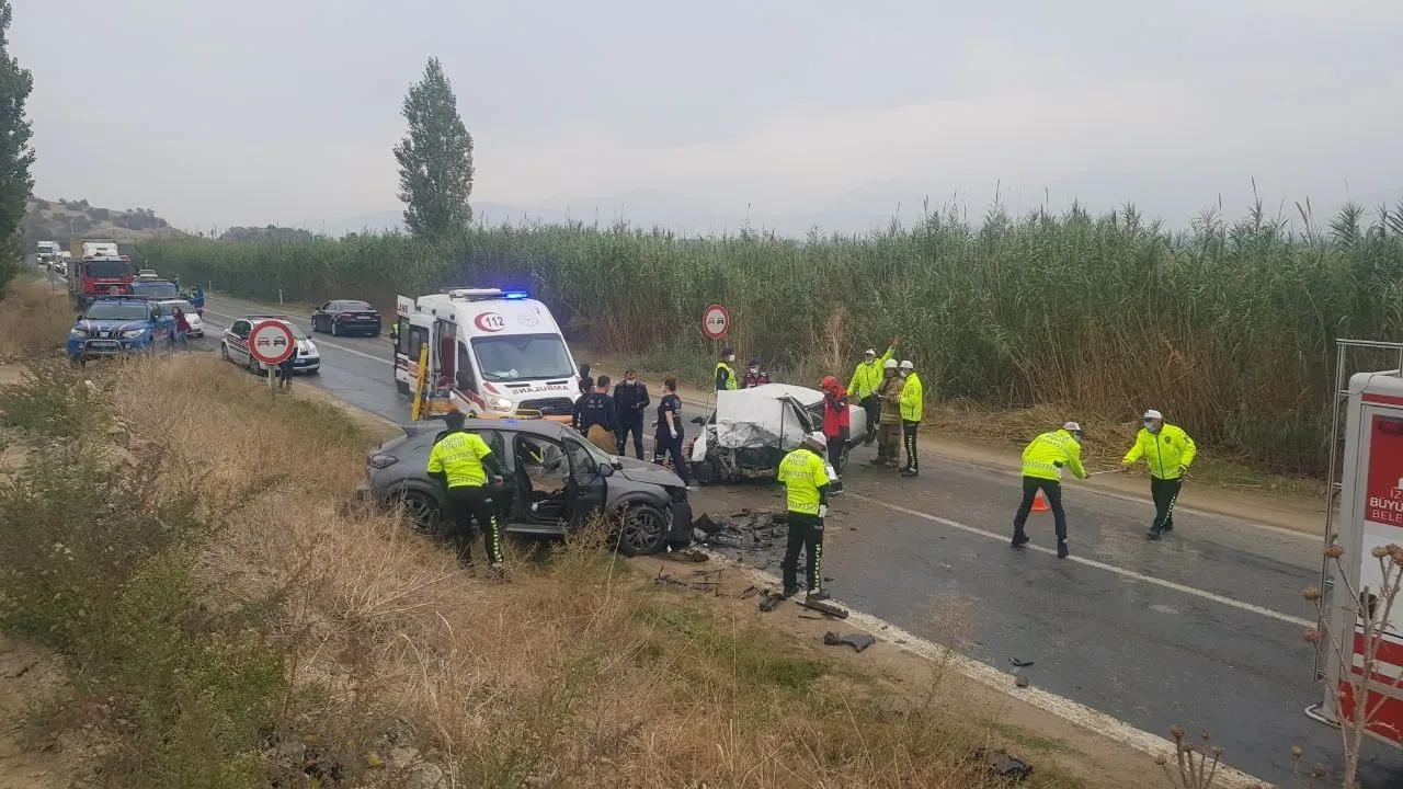 SON DAKİKA | İzmir-Ödemiş yolunda feci kaza! Ölü ve yaralılar