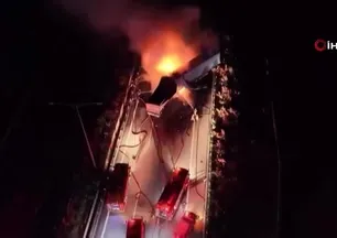 Kaza yapan TIR’lar alev aldı