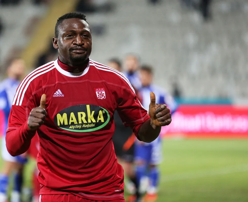 Eski Beşiktaşlı futbolcu Michael Eneramo hayatını kaybetti! Nijerya'dan acı haber - 1