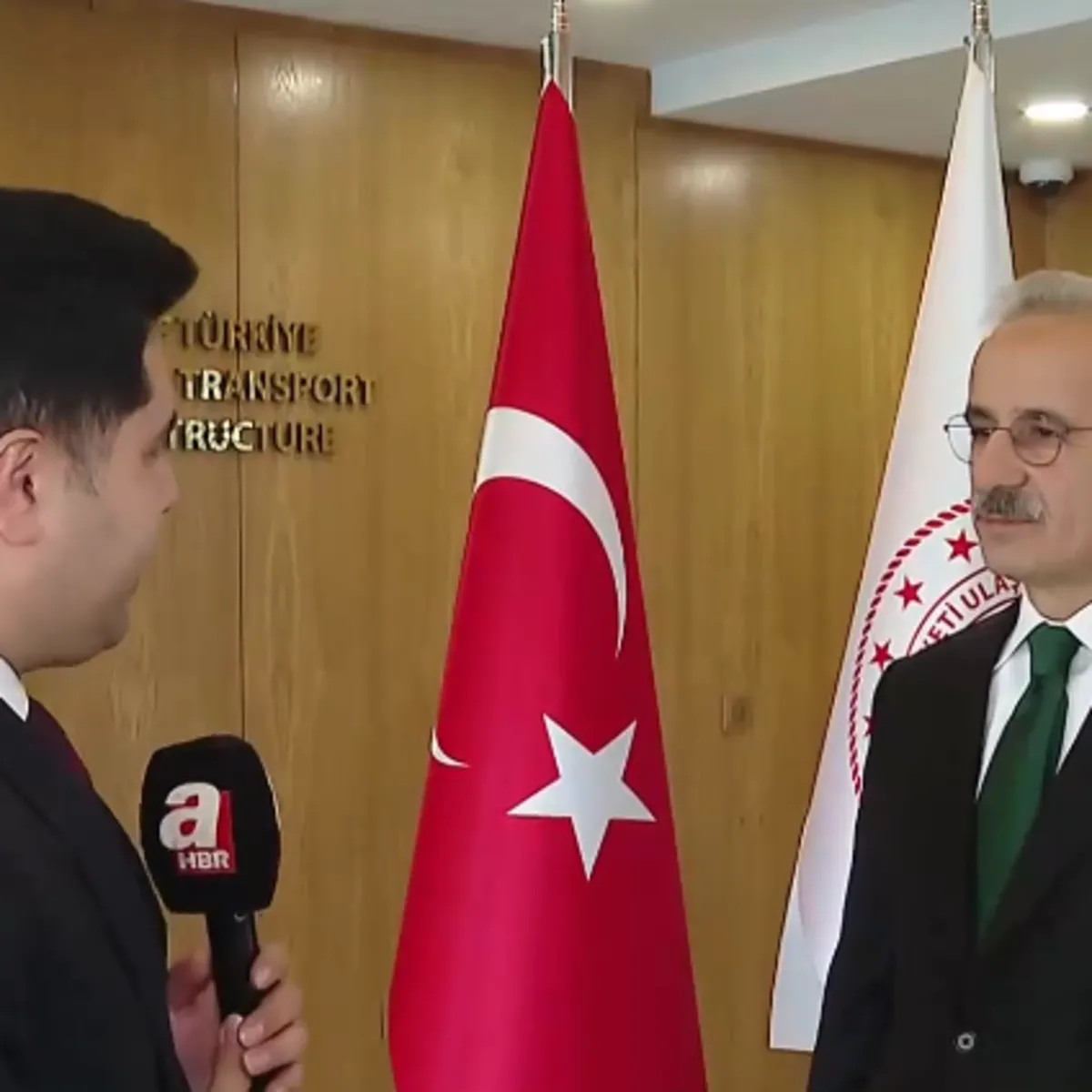 Asrın felaketinden Libya uçağının kara kutusuna: Bakan Uraloğlu A Haber'e konuştu!