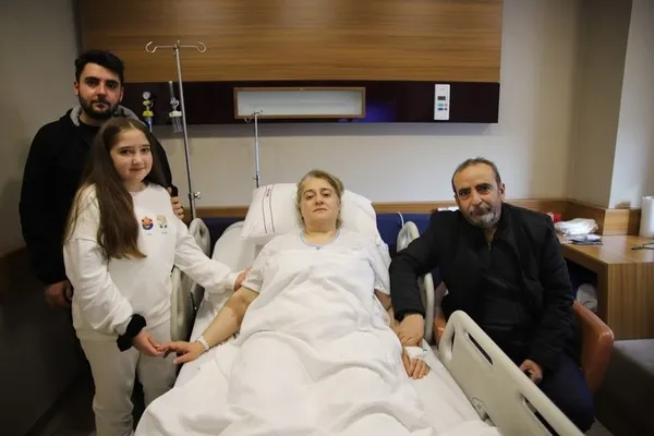 1677141837189.jpg Depreme Adıyaman’da yakalanan ailenin yaşadıkları dehşete düşürdü: Ayağımı çektiğimde parmaklarımın hepsi kopmuştu! - 4