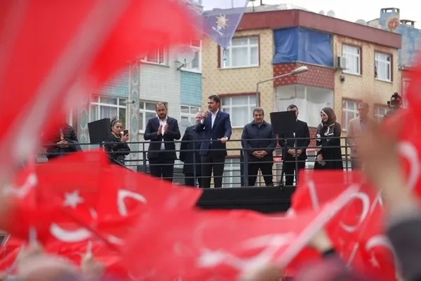 1683820131423.jpg Bakan Kurum'dan İstanbul'da 7'liye tepki: "Söz uçar ama hizmet kalır. İstanbul vizyon ister” - 2