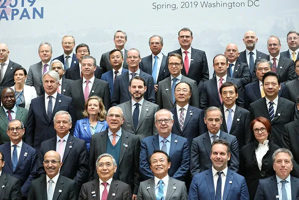 Bakan Berat Albayrak’tan baş döndüren ekonomi diplomasisi