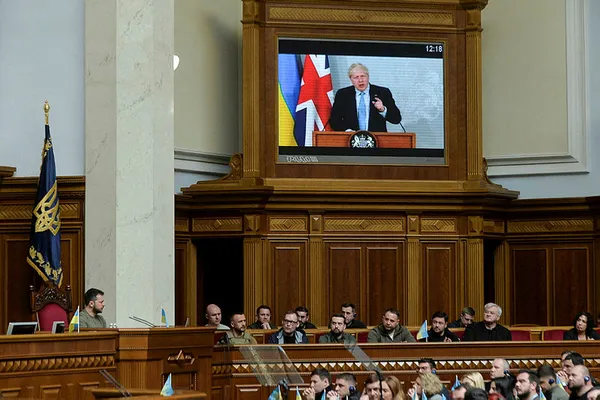 İngiltere Başbakanı Johnson Ukrayna Parlamentosuna hitap etti! 300 milyon sterlinlik yeni paket - 4