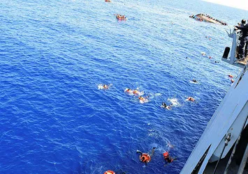 Akdeniz'de facia: 34 ölü, 50 kayıp