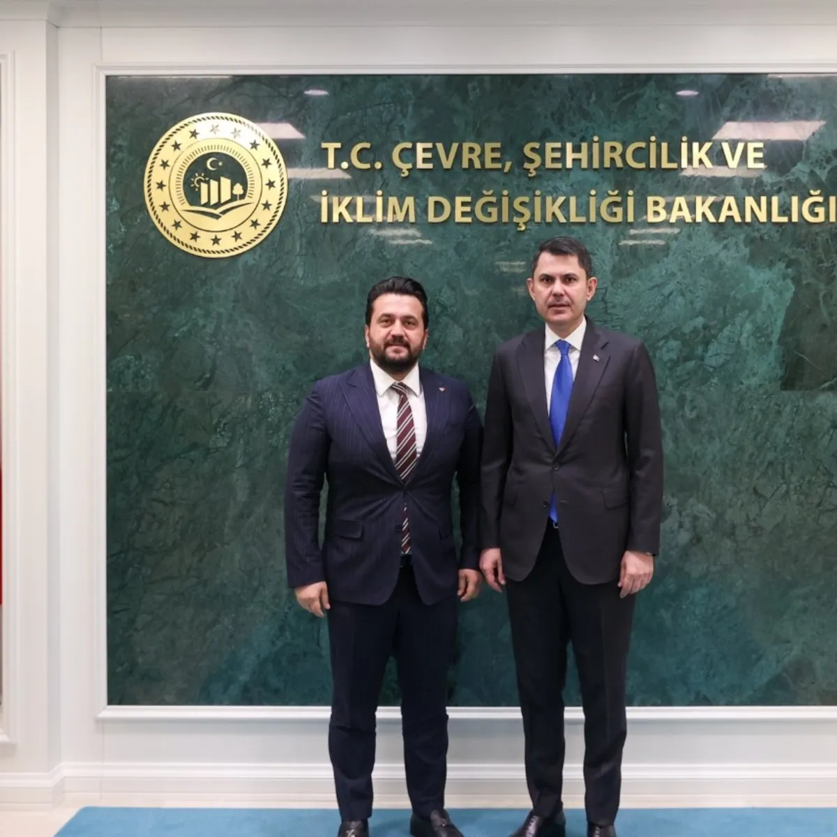 Bakan Kurum AK Parti Kartal İlçe Başkanı Göksoy ile görüştü