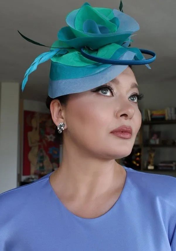 Nurgül Yeşilçay 21 yaşındaki halini paylaştı! Kızı olsa bu kadar benzer