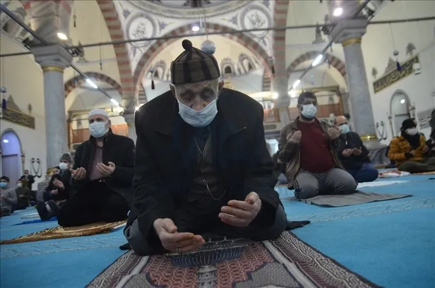 mirac-gecesi-ne-zaman-hangi-gun-diyanet-2022-mirac-kandili-ayin-kacinda-idrak-edilecek-1645423203833.jpg Miraç gecesi ne zaman, hangi gün? Diyanet 2022 Miraç Kandili ayın kaçında idrak edilecek? - 2