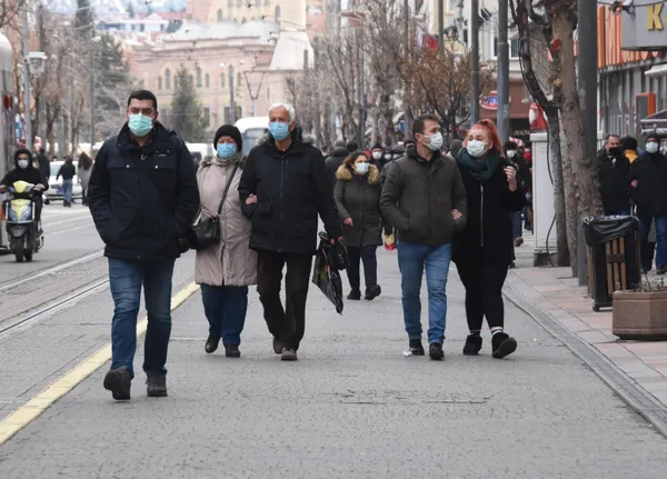 1616767118837.jpg Türk mutasyonu var mı? Uzman isim uyardı: Üçüncü salgın kapıda! - 3