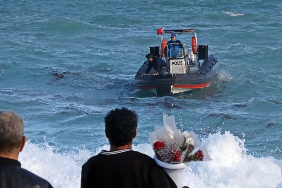 sifa-ararken-canindan-oldu-26-yasindaki-gencin-aci-sonu-1775217154989.jpg Şifa ararken canından oldu! 26 yaşındaki gencin acı sonu - 1