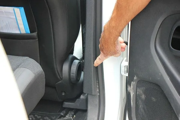 1688211266588.jpeg Sıfır araç aldı başına gelmeyen kalmadı! 20 aydır muhatap bulamıyor - 2