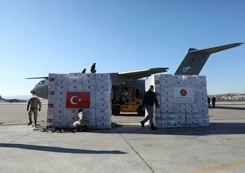 Türkiye Kovid-19’la mücadelede model ülke oldu!