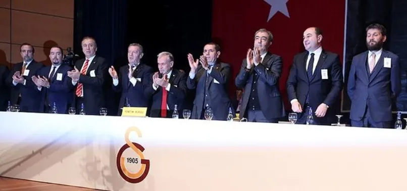 Galatasaray Hakan Şükür için toplanıyor