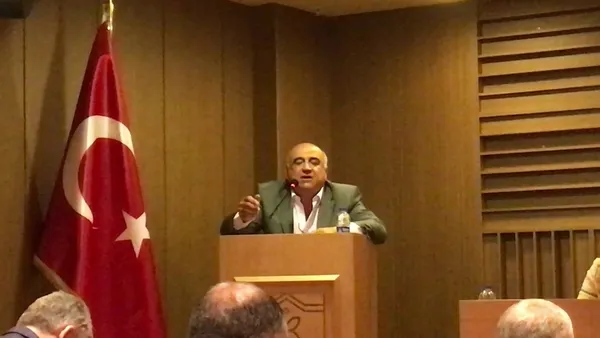 CHP’li İsmail Hakkı Temel’den başörtülü hekime çirkin saldırı!