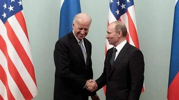 ABD savaş gemileri Akdeniz’de kalacak! Biden ve Putin’den tarihi görüşme